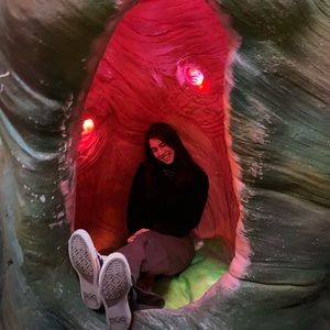 Meet your Posher, Annie